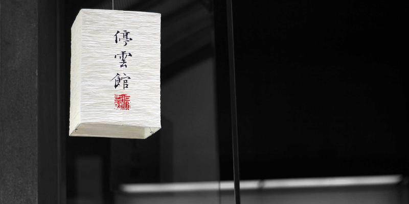 从化妆品评测到自然美容：现代护肤的理性与回归