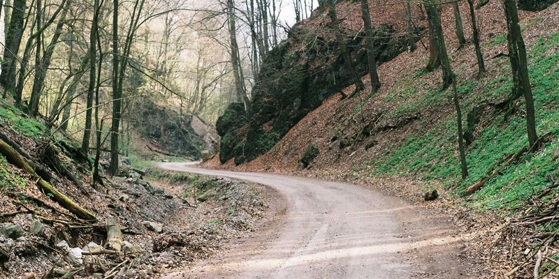 从基础到进阶：科学美容护肤全攻略与美妆评测深度解析