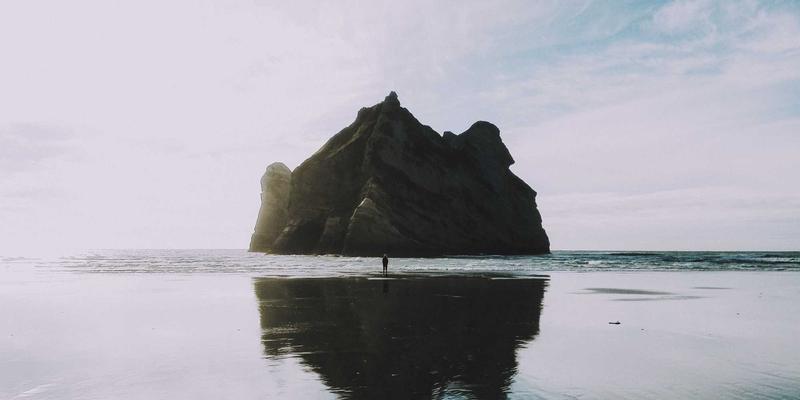 敏感肌护肤技巧：如何选择温和不刺激的洗面奶，开启自然美容之旅